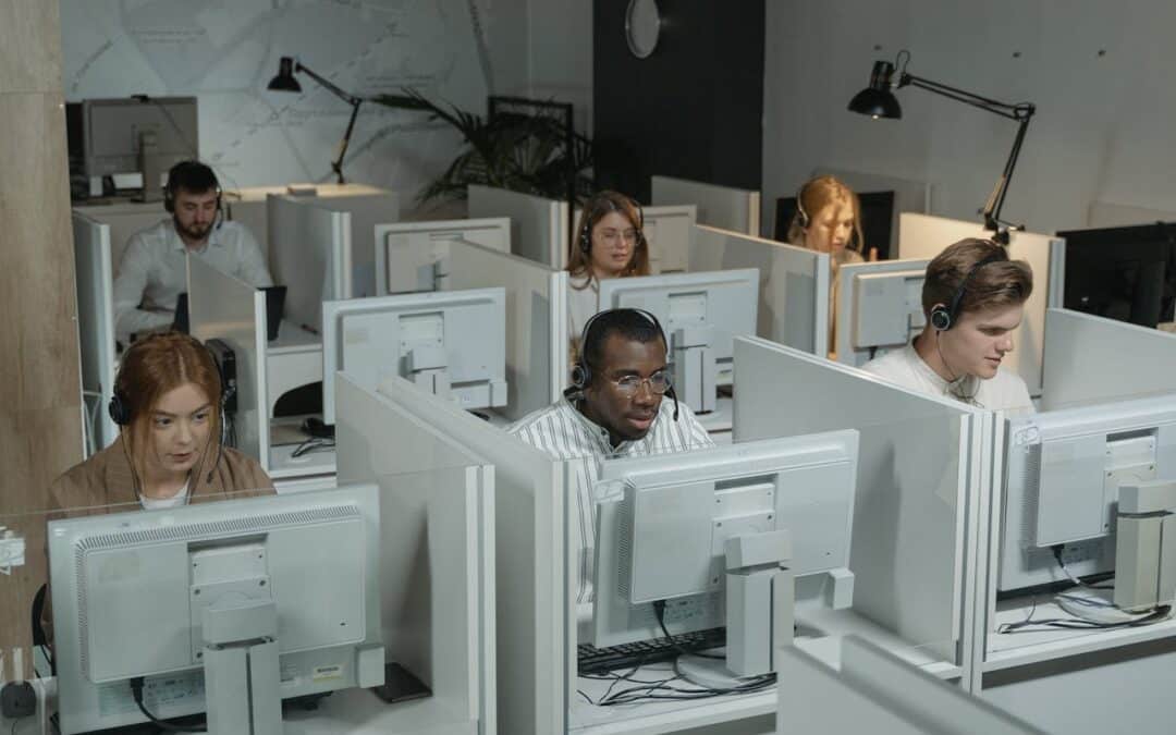 Call Center Software: Essential Criteria to Choose